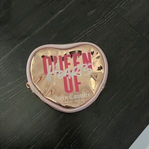 Juicy couture queen of hearts cosmetic bag